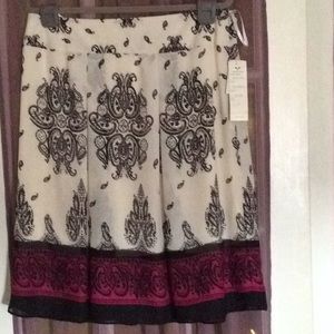 Beautiful skirt size 12